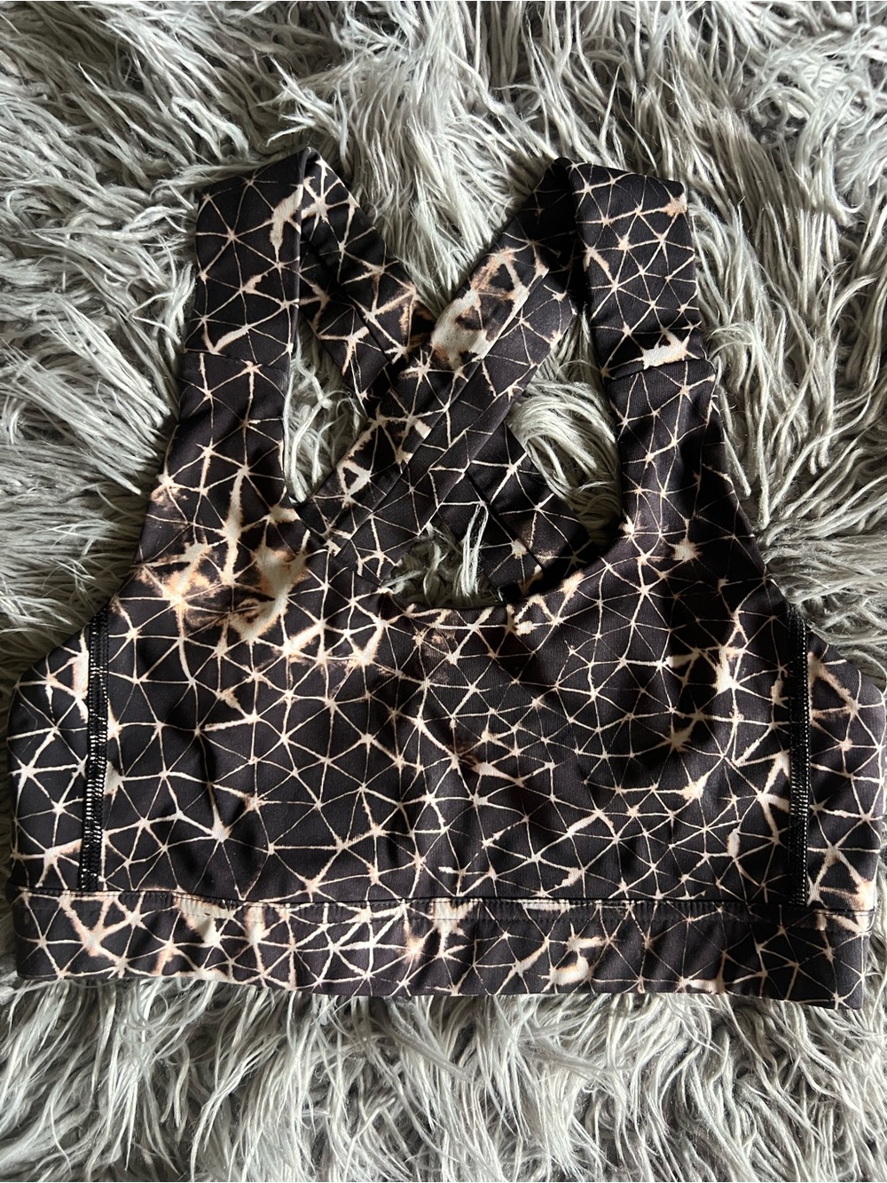 Geometric Tie-Dye Sports Bra - Black & Cream